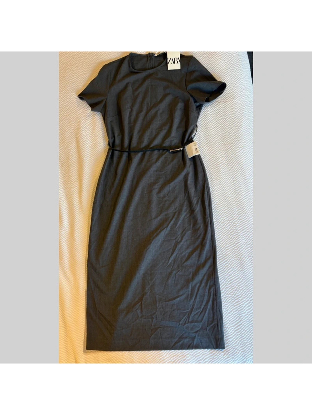 Zara Women’s Gray Short-Sleeved Belted Midi Dress